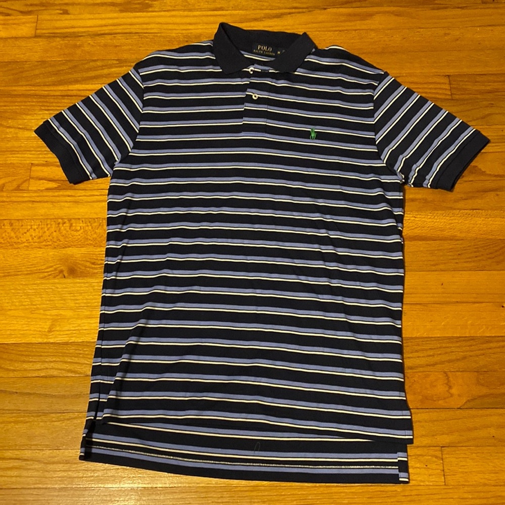 Men’s medium Ralph Lauren cotton polo
